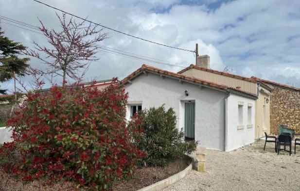 Le Domaine des Pierres Blanches