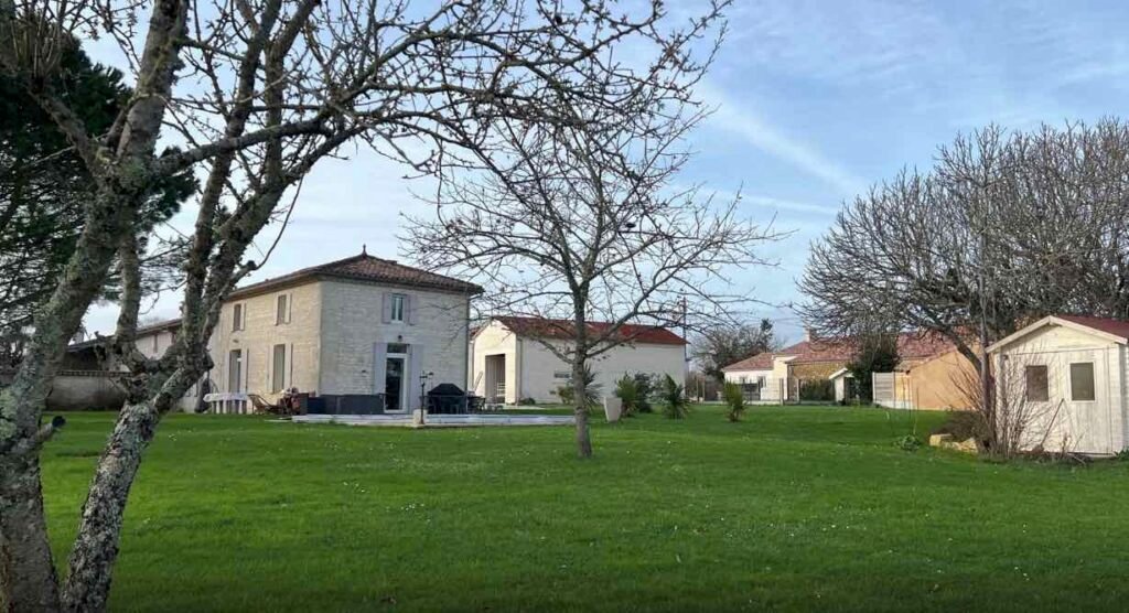 Le Domaine des Pierres Blanches